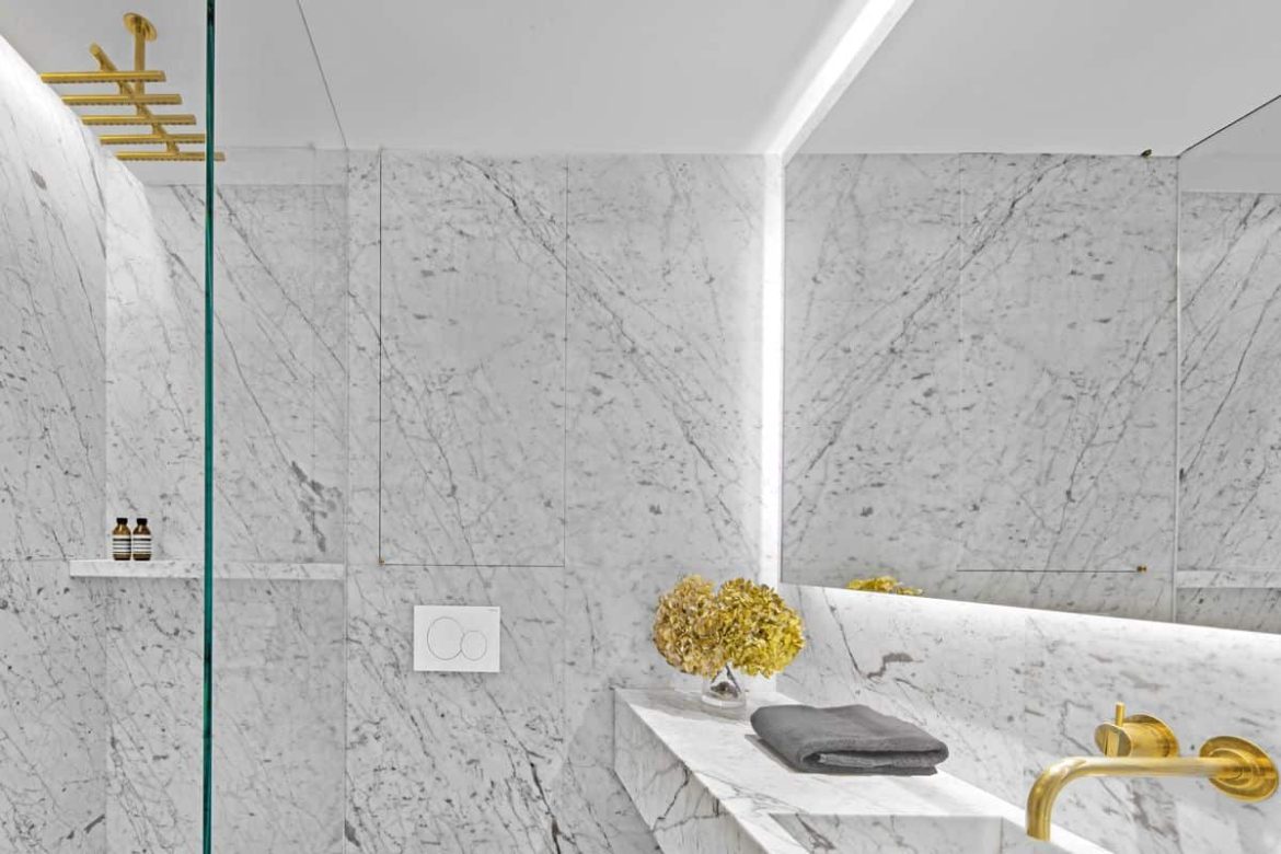 Carrara Marble Per Square Metre (Calacatta) shiny surface Cold Heat Rain Resistant