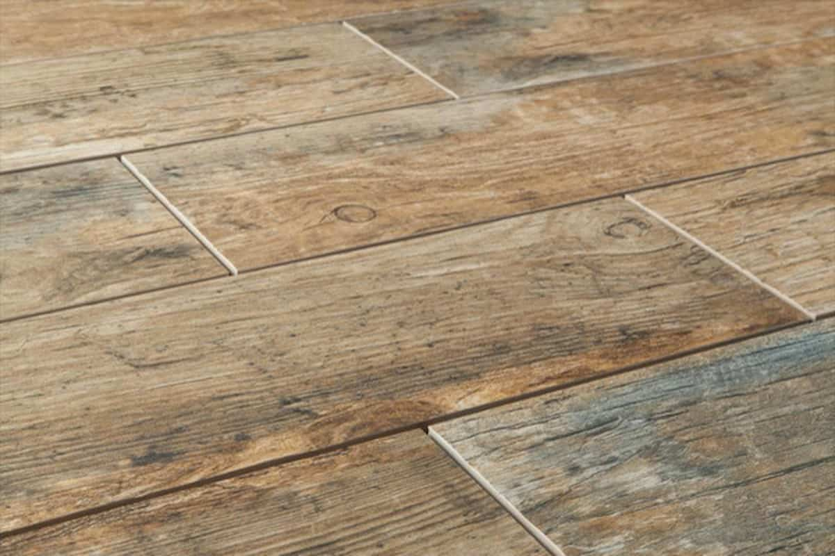  Wood Look Ceramic Tile; Clay Water Feldspar Material Humid Cold Places 