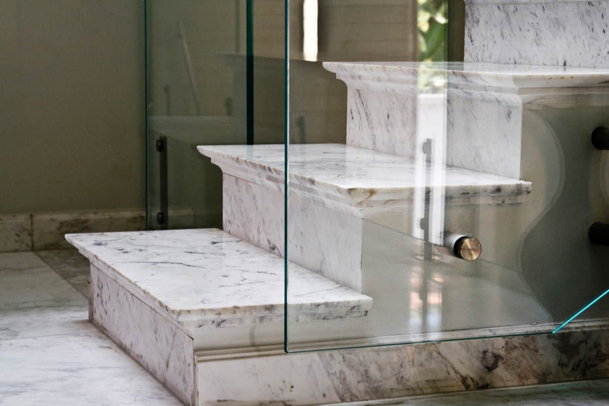  Katni Marble in Delhi; Flooring Natural Textures Reflecting Light Like Mirror 