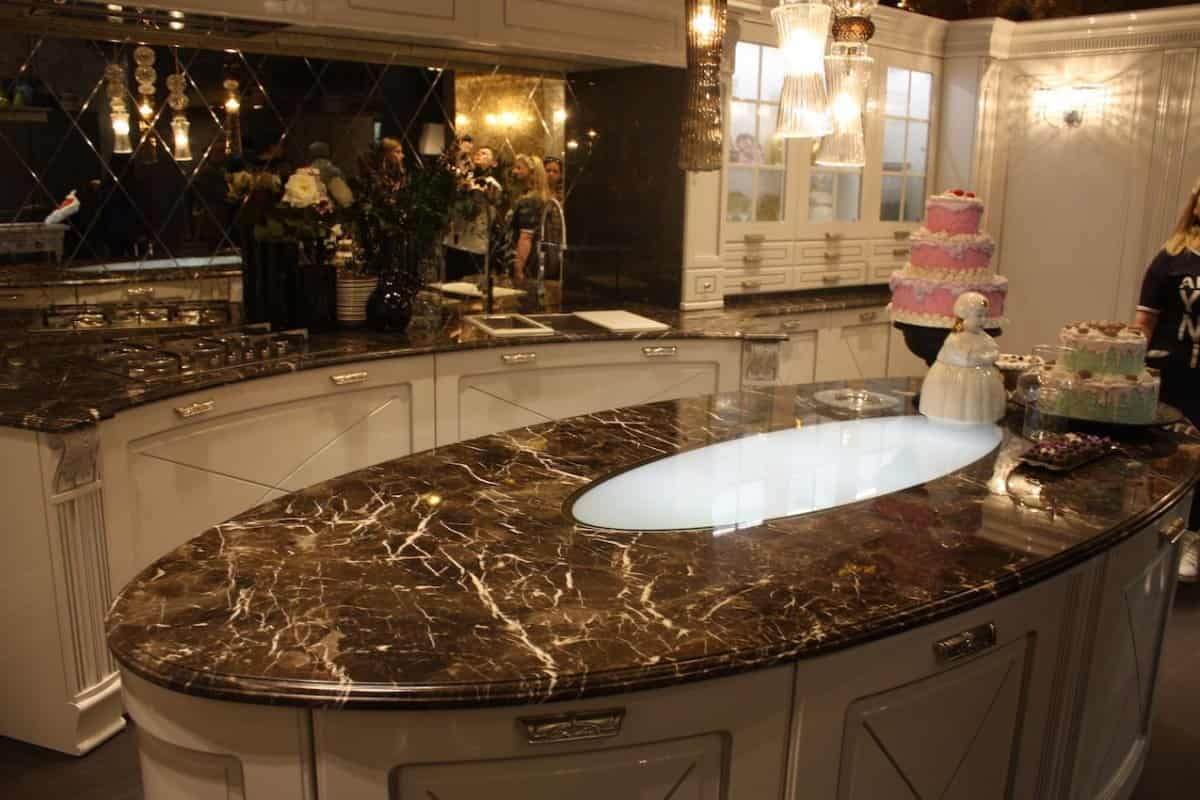  Kitchen Marble (Hard Rock) Durability Aesthetic Value Heat Resistance White Marble 