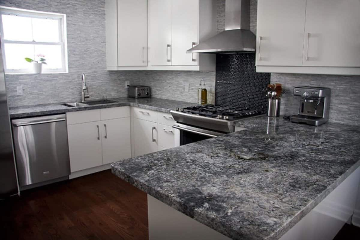  Grey Night Marble; Solubility Resistance Hardness Texture Outstanding Characteristics Looks 